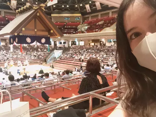市川紗椰が大相撲七月場所を観戦「普段気づくことができない土俵裏の模様がうかがえて興奮しました」