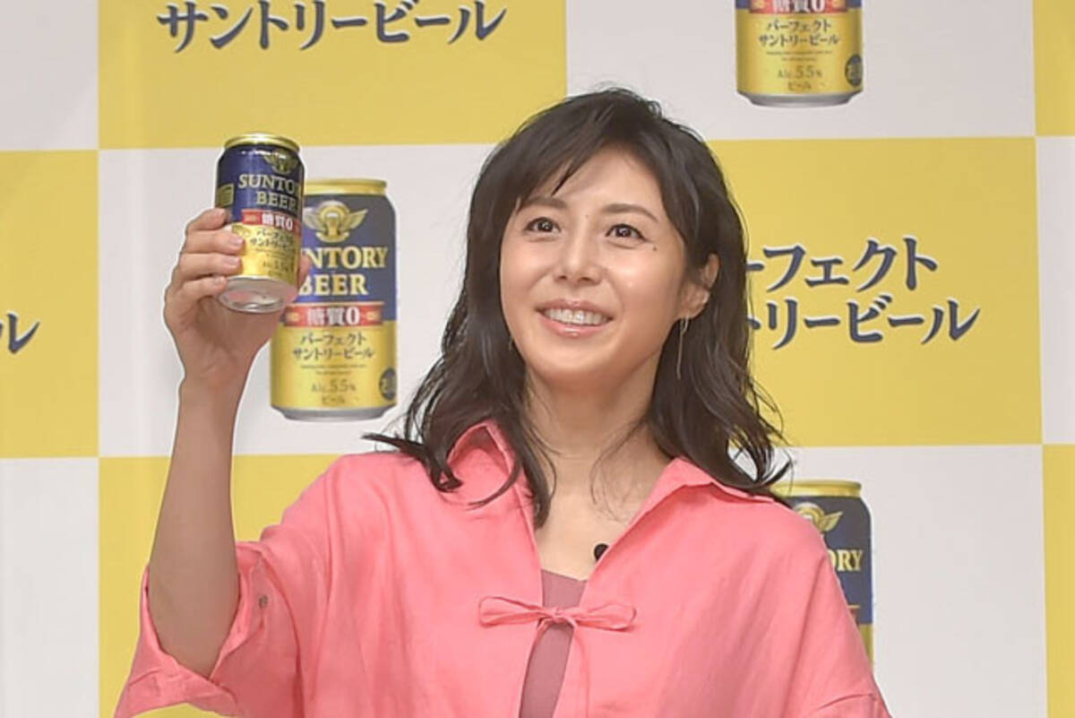 松嶋菜々子が糖質ゼロの パーフェクトサントリービール に 麦の香りがふわ と香って鼻に抜ける感じが本当に本格的 21年4月10日 エキサイトニュース