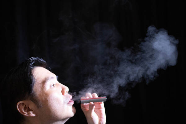 これは紙巻き派 電子派どちらも大満足 たばこ味 を大重視したｖａｐｅが登場 21年10月4日 エキサイトニュース