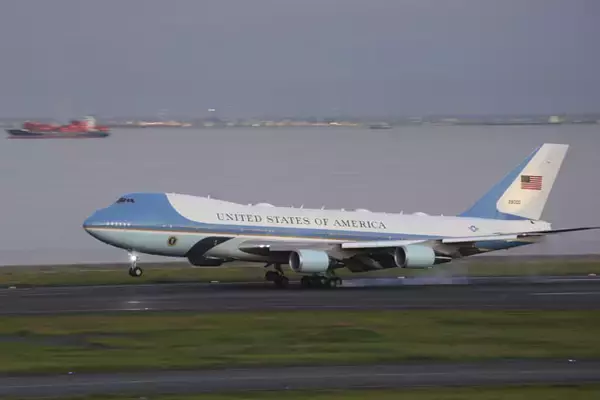 「元米陸軍情報将校が警告「米中戦争はすでにもう始まっている!!」」の画像