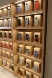 「Appleだけじゃない！　スマホメーカーが「直営店」を出す理由」の画像2