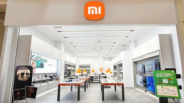 Appleだけじゃない！　スマホメーカーが「直営店」を出す理由