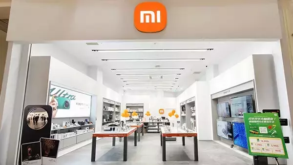 「Appleだけじゃない！　スマホメーカーが「直営店」を出す理由」の画像