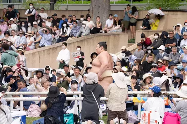 「相撲ファンからも大人気！　大関を狙う静岡出身の新関脇・熱海富士が語る"上を目指す理由"」の画像