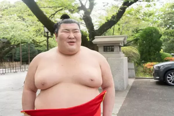 「相撲ファンからも大人気！　大関を狙う静岡出身の新関脇・熱海富士が語る"上を目指す理由"」の画像