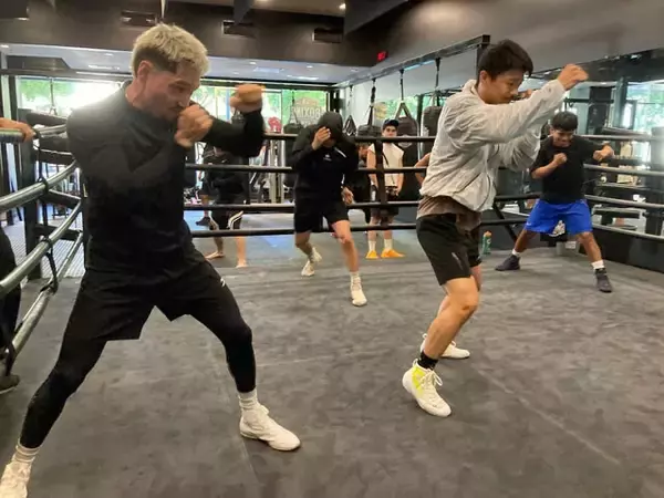 「井上尚弥戦直前。"拳友"のWBOフライ級チャンプが語る、頂上決戦に挑む中谷潤人」の画像