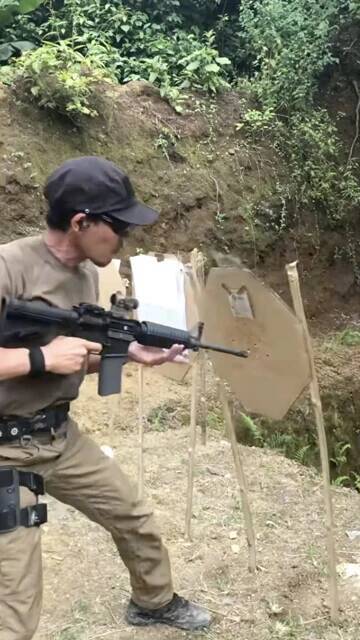 クマと闘う「警察スナイパー」が覚えるべき狙撃術とは？