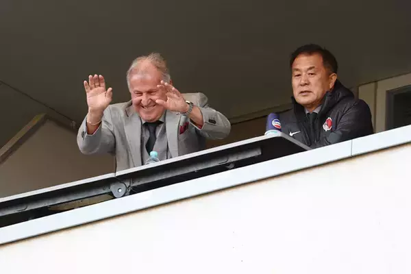 「Jリーグ残り2節で首位キープ。"もがき続けた名門"が9年ぶり悲願へ！　"名将"鬼木 達は鹿島アントラーズをどう変えたのか？」の画像