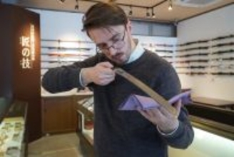 聖地・備前で「伝道師」に！ 　イギリス生まれの"サムライ"が切り拓く日本刀の未来