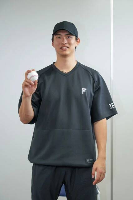 ダル、大谷に続く"北の超逸材"・達孝太「夢は日本人初のサイ・ヤング賞。背番号11は今すぐにでも着けたい」