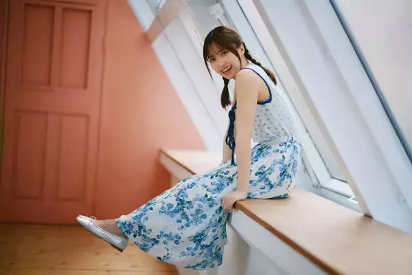 「AKB48橋本陽菜「オーディションで中学校の校歌を歌いました。音程が外れても歌詞を間違えてもバレないかなと（笑）」【連載 なんで令和にAKB48？ Season2】」の画像