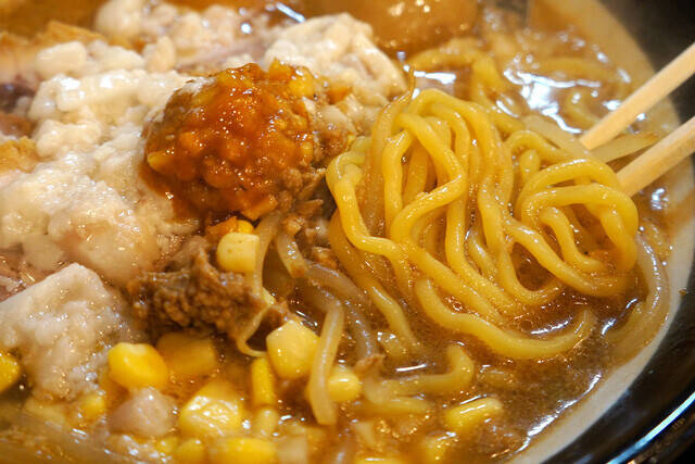 【特味噌ラーメン】人生初のみそラーメンがこんなにうまかったことは、はたして幸福なことか不幸なことか：パリッコ『今週のハマりめし』第244回