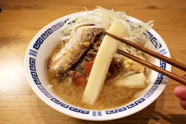 「今や大充実のコンビニ＆スーパー食材で実は簡単に作れます！　年越しそばを"マシワシ"アップデート！　家二郎2.0＜野島慎一郎のバカレシピスペシャル＞」の画像