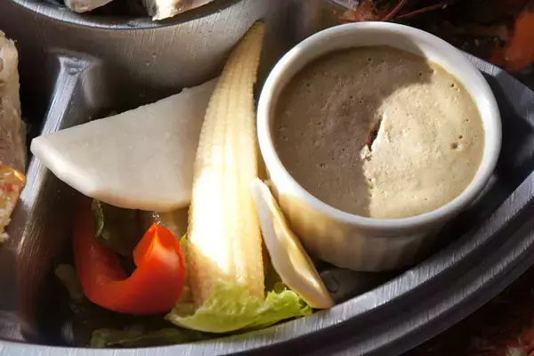 「【おせち料理】酒三昧の正月。定番のおともは、地元イタリアンの「お正月用オードブル」：パリッコ『今週のハマりめし』第220回」の画像