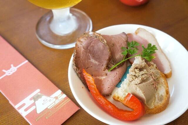 【おせち料理】酒三昧の正月。定番のおともは、地元イタリアンの「お正月用オードブル」：パリッコ『今週のハマりめし』第220回