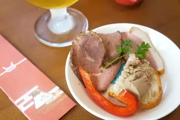 「【おせち料理】酒三昧の正月。定番のおともは、地元イタリアンの「お正月用オードブル」：パリッコ『今週のハマりめし』第220回」の画像