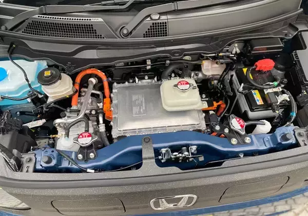 「航続距離295kmを誇る軽EVを公道試乗！　ホンダ「N-ONE e:」は低迷市場の起爆剤となるか!?」の画像