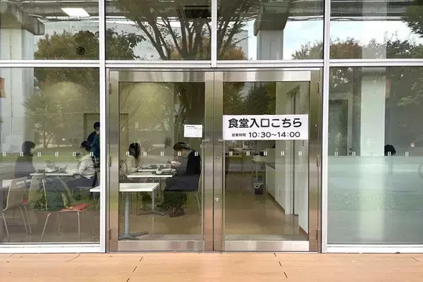 「【カツカレー】なぜ僕は、公共の食堂でいつもカツカレーを注文してしまうのだろうか：パリッコ『今週のハマりめし』第212回」の画像