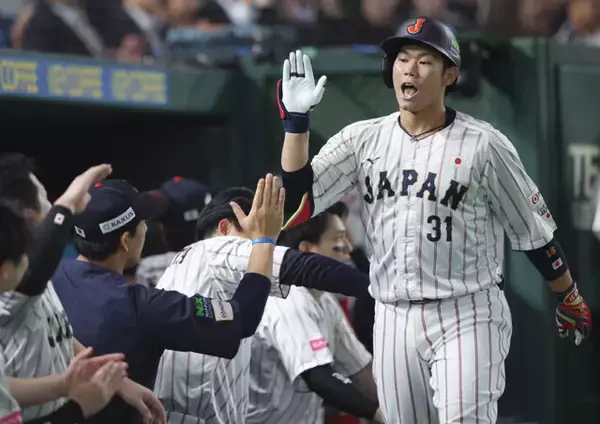 「"史上最強"侍ジャパンを率いるイバタの方程式！　現役時代のいぶし銀イメージとは真逆の"超重量級"野手陣、積み上げたデータを重視した"WBC向き"投手陣の選出。少しずつ見えてきた「監督力」の神髄とは？」の画像