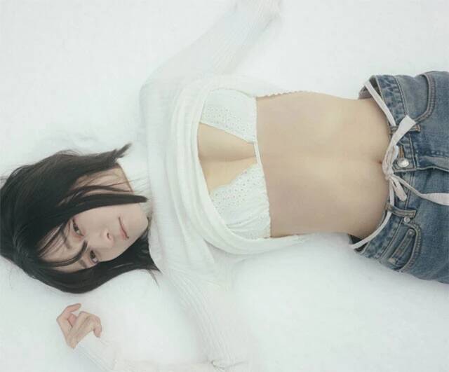 『りんの田舎暮らし』の星野凛が初グラビアで見つけた新しい自分「みんなで何かをつくるって、すごく楽しんだなって」