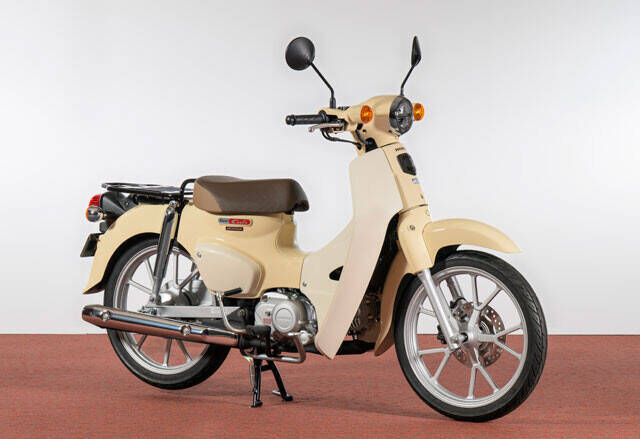 「ホンダが動かなければ原付が消えてしまう」一挙4台公開された噂の新シリーズの実力は？　ホンダ"新基準原付"大解剖