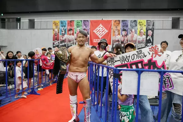 「全席無料なのに売り上げは過去最高の1.8億円！　海外からも注目される団体の裏側に密着！　業界の異端児「九州プロレス」が熱すぎる!!」の画像