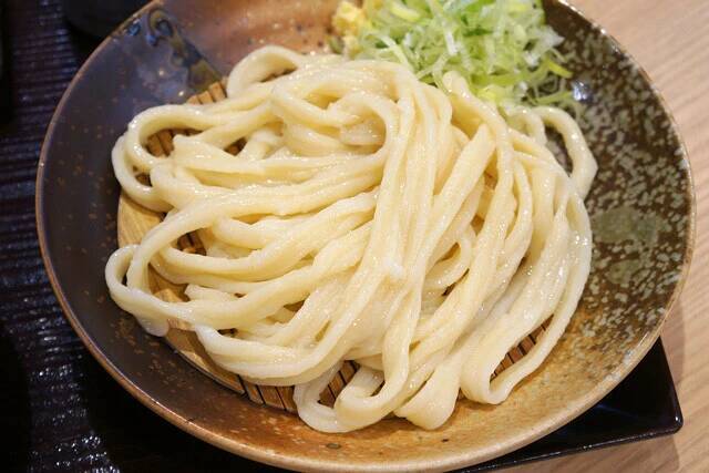 【武蔵野うどん】フードコートで食べられるご当地グルメ「竹國」の武蔵野うどんが好きすぎた：パリッコ『今週のハマりめし』第234回