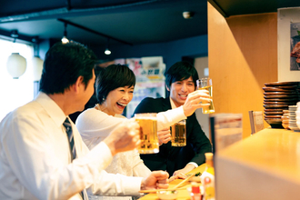 政府が女性管理職増加を掲げ、初の女性総理も誕生！　「忘年会with女性上司」で心得るべき11ヵ条