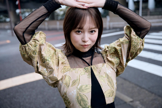 "サロモ界"のトップランナー・緑川春菜の初水着デジタル写真集が爆売れ中！「実は6年前にもグラビアのオファーを受けていたんです」