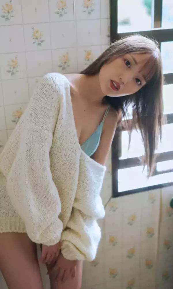 「SNS総フォロワー数400万人超えの人気者・ねおが初のデジタル写真集を語る「水着やランジェリーの姿を見せるなんて、大人になったからできたんだなと思います」」の画像