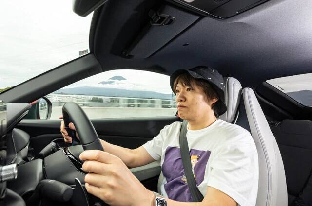 HEVで復活した"伝説のデートカー"を愛車探し中の漫画家が公道試乗！　ホンダ6代目プレリュード、小田原ドラゴンの評価はどうだ!?