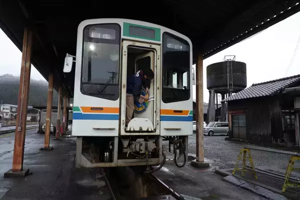 「鉄オタの誕生日祝いはこれで決まり！　「天竜浜名湖鉄道」でオリジナルヘッドマークを作ってもらった」の画像