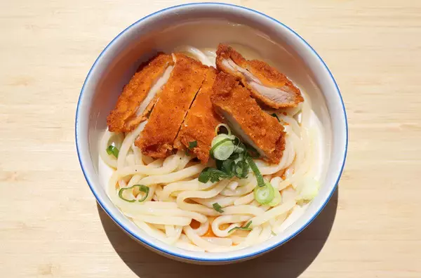 「発売20周年の国民的フードを主食からおつまみまで徹底的に楽しむ!　激ウマ確定！　ファミチキカスタム20連発!!＜野島慎一郎のバカレシピスペシャル＞」の画像