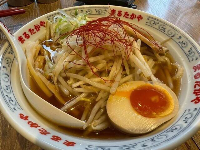 【ピエール瀧の「萌え萌やしソバ探訪録」】22杯目「富山で出合った豚串からの、もやしラーメンがうまい店！」