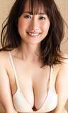 「初水着グラビアが大ヒットの45歳、気象予報士・吉井明子が挑戦の裏側を語る「桜で言えば、成熟した今が一番見頃の時期だと思って」」の画像2