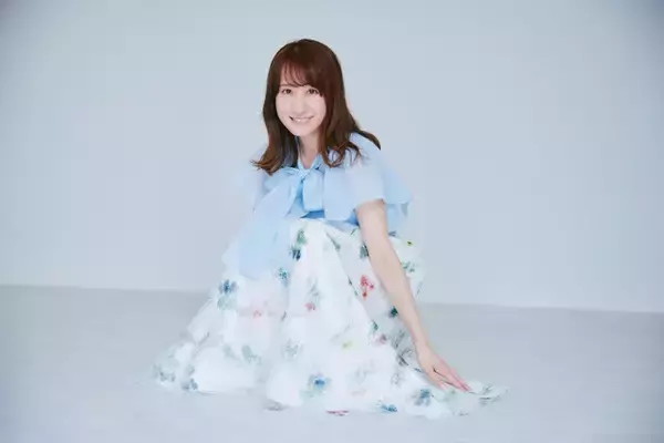 「初水着グラビアが大ヒットの45歳、気象予報士・吉井明子が挑戦の裏側を語る「桜で言えば、成熟した今が一番見頃の時期だと思って」」の画像