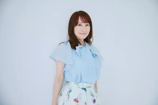 「初水着グラビアが大ヒットの45歳、気象予報士・吉井明子が挑戦の裏側を語る「桜で言えば、成熟した今が一番見頃の時期だと思って」」の画像