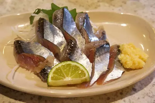 「【焼さんま&さんま弁当】信頼のスーパー「ライフ」の惣菜とお弁当で、2025年の豊漁を祝したさんまづくし晩酌を堪能！：パリッコ『今週のハマりめし』第206回」の画像