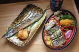 「【焼さんま&さんま弁当】信頼のスーパー「ライフ」の惣菜とお弁当で、2025年の豊漁を祝したさんまづくし晩酌を堪能！：パリッコ『今週のハマりめし』第206回」の画像7