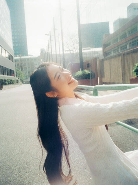 藤岡弘、の次女・天翔天音がついに変身！　仮面ライダーアインズへの覚悟を語る「"1号の娘"ではなく"女性版1号を演じた俳優"として、ともに何十年後も愛される存在に成長したい」