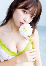 アイドルグループ「シャルロット」大人気メンバーの一ノ瀬瑠菜「言葉を知らなすぎるので、国語辞典を買いました！」