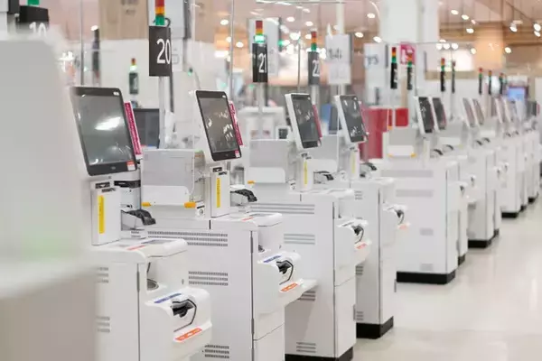「【ここがヘンだよ！ 食品消費税1％】「レジ改修」問題の核心「1％なら半年、0％なら1年かかる」って本当なの？」の画像