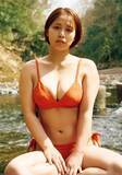 「山岡雅弥（みやび）、グラビア界イチのパワフルボディ！「妹（聖怜）とは仲いいです。よくカラオケに行って昭和歌謡ばっかり歌ってます！」」の画像1