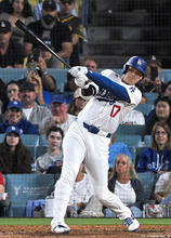 「打者のデフォルトは半速球（変化球）待ち！」「MLB打率ランク"右高左低"の原因は守備シフト！」　いまちょうど知っておくべき野球の新常識