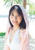 「AKB48の次世代エース佐藤綺星（あいり）がファン待望の1st写真集を発売！「『フライングゲット』は前田敦子さんしか見えなくなるくらい惹かれる魅力がありました」」の画像1