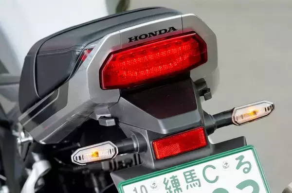 「予約殺到の噂の新型を公道試乗！　ホンダCB1000Fがバイクファンを熱狂させる理由」の画像