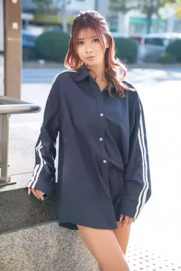 「ゴージャス☆なIカップで話題の「令和の超新星」山田あいが語る初グラビアの記憶「下乳は出ていたけど、思っていたより王道だなって。撮影中はノリノリでした」」の画像