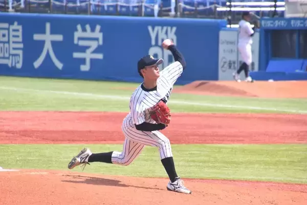 「今春の東京六大学野球、ドラフト候補と未来のスターたち」の画像