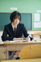 「制コレ22」ファイナリストの紺谷凪乃、高校卒業の春に週プレのグラビアに初登場！