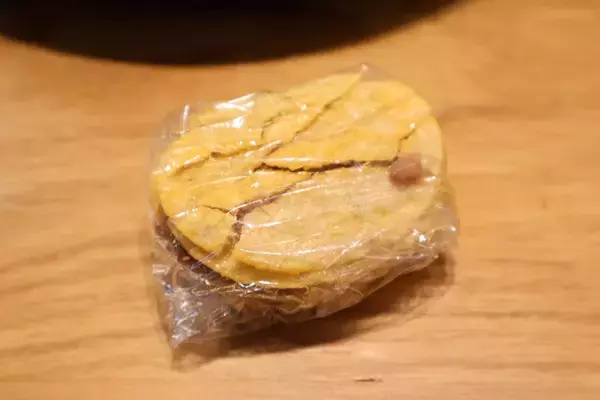 「【プリングルズのミルフィーユコロッケ】プリングルズとひき肉を重ねてパン粉をつけて油で揚げたザクザク食感のコロッケが誕生！＜野島慎一郎のバカレシピ＞」の画像